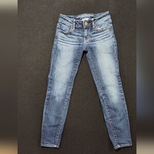 American Eagle Outfitters Women'sSuper Stretch Jeggings Denim Jeans, 0 Short